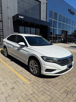 VOLKSWAGEN JETTA 1.4 250 TSI TOTAL FLEX COMFORTLINE TIPTRONIC VOLKSWAGEN JETTA 1.4 250 TSI TOTAL FLEX COMFORTLINE TIPTRONIC